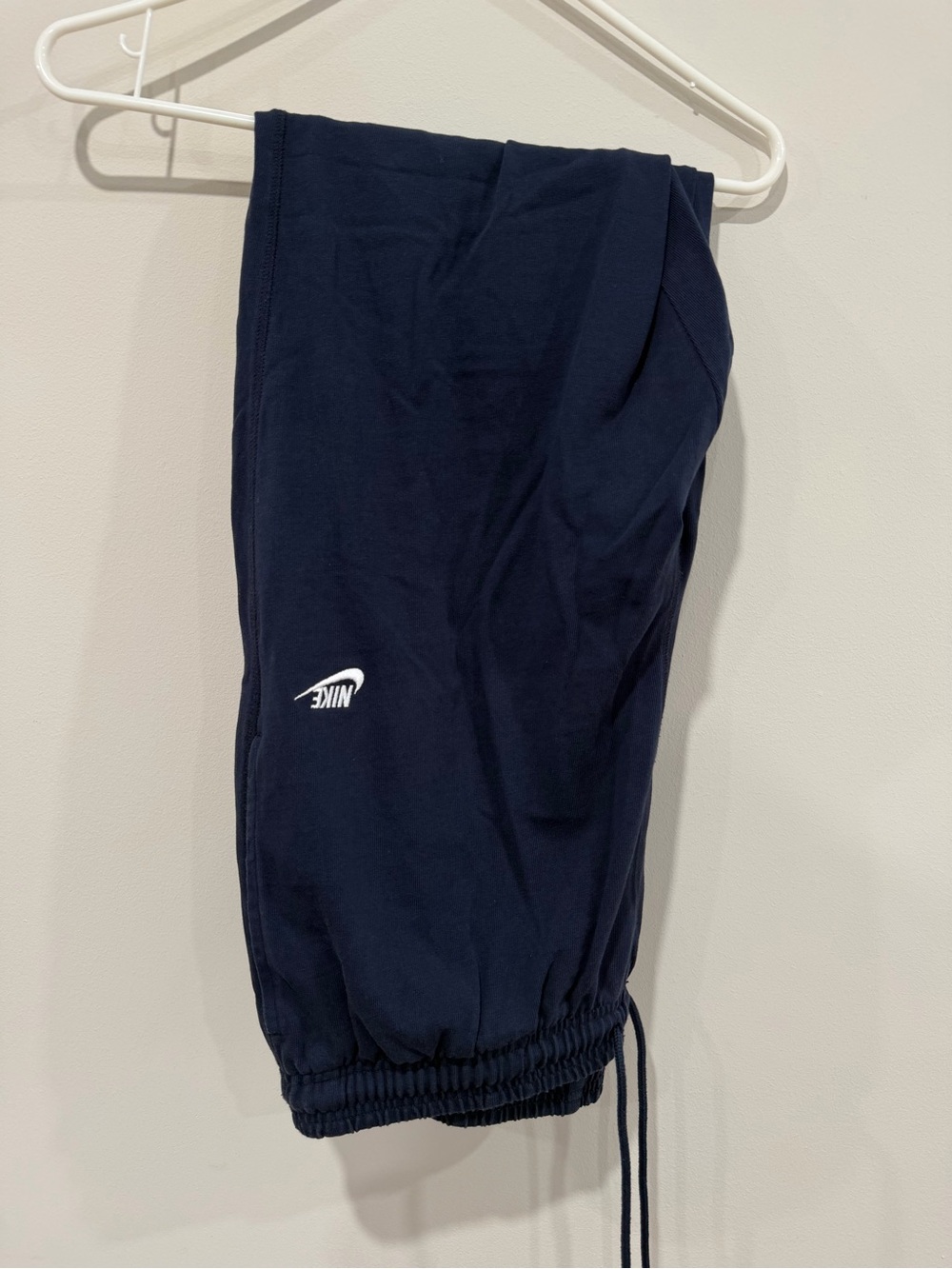 UConn Nike Navy Sweatpants with White Swoosh, Size XL